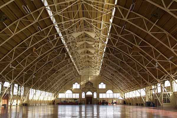 Large hanger type building interior neeeding a schedules of condition