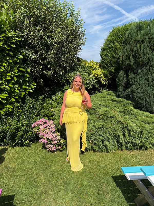 Rachael Green — Operations manager